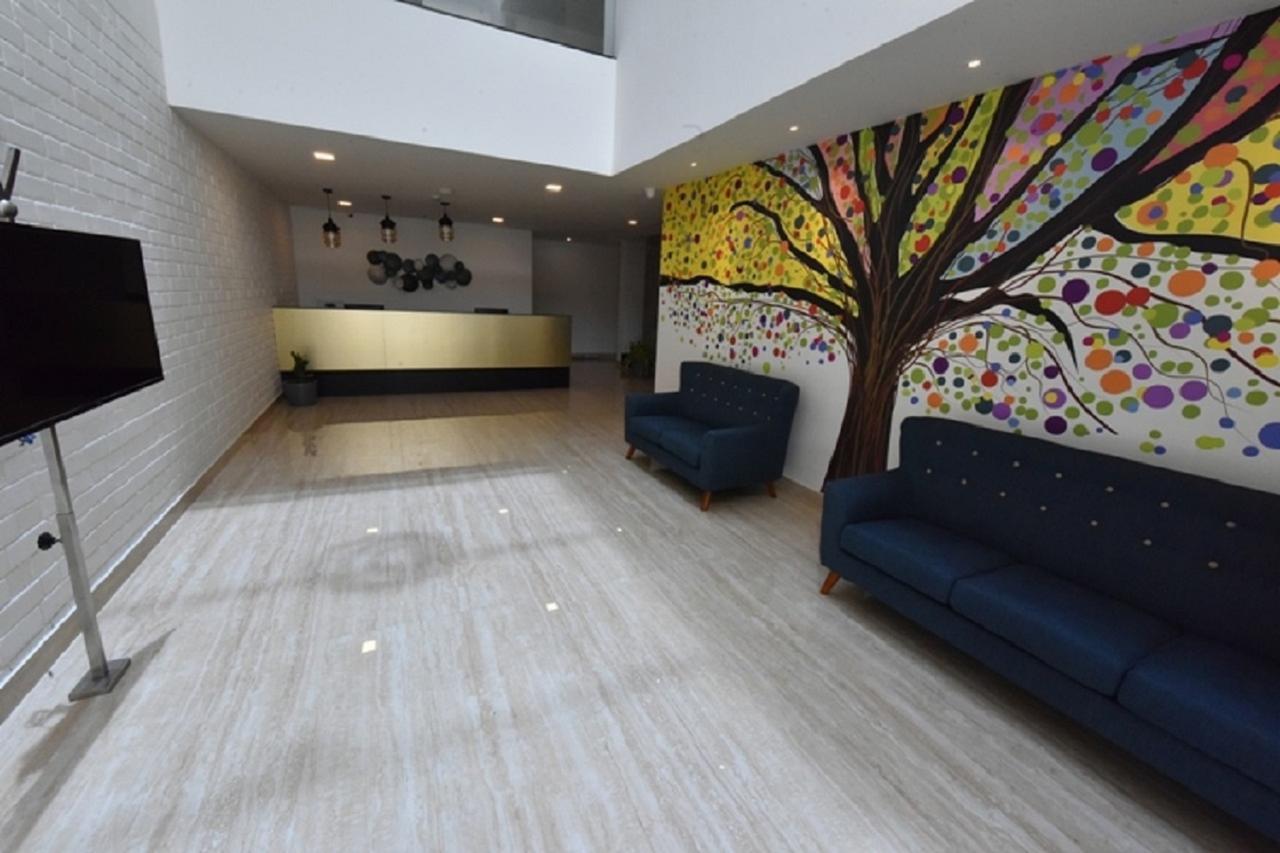 วิวิด เดอะ บูทิก โฮเต็ล Hotel Tiruchirappalli ภายนอก รูปภาพ